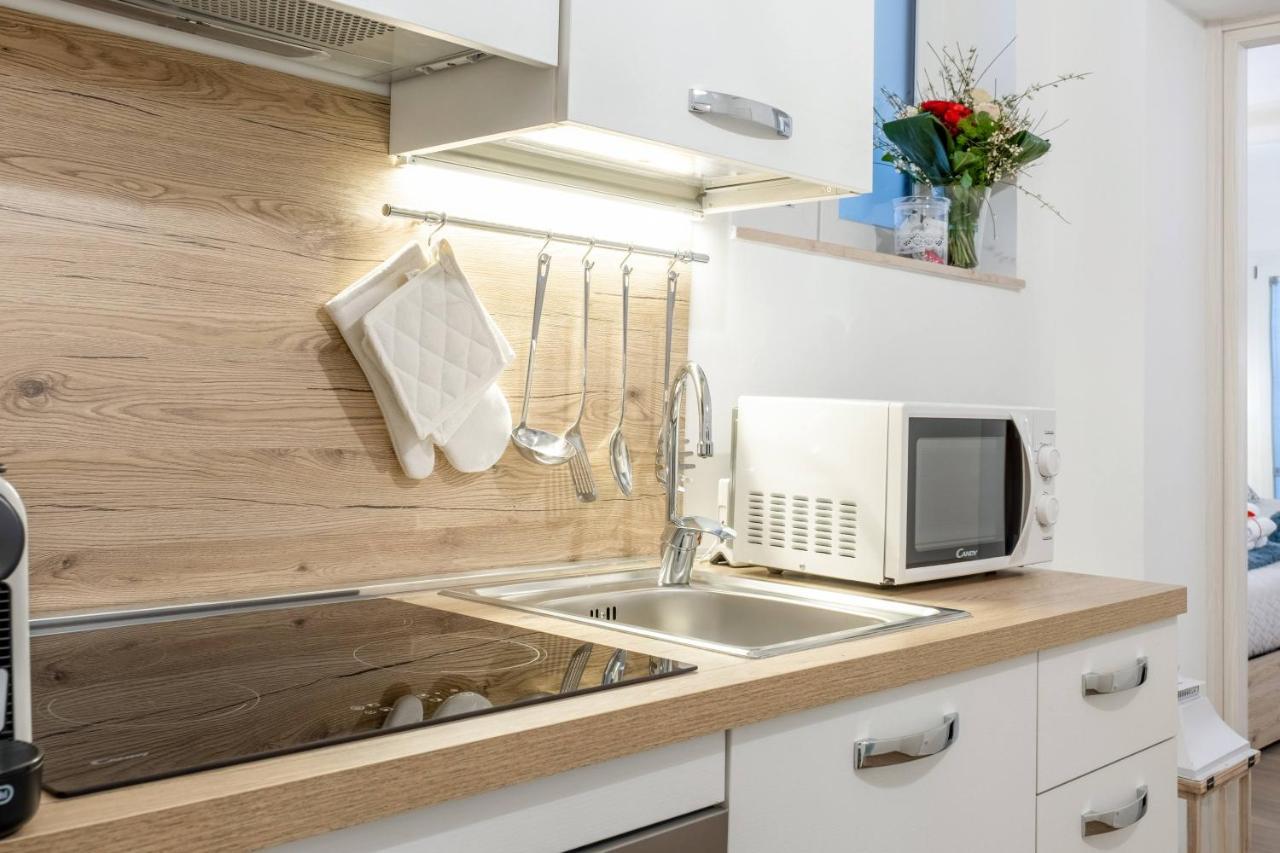 Donna Teresa Central & Cozy Apartment Taranto Exterior foto